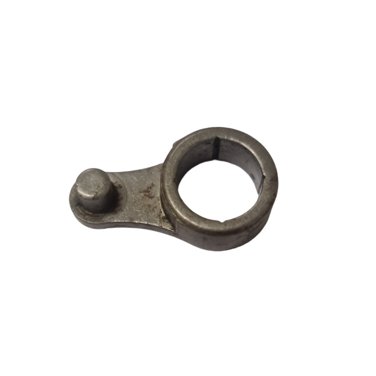 Round metal replacement link with protruding part to locate level